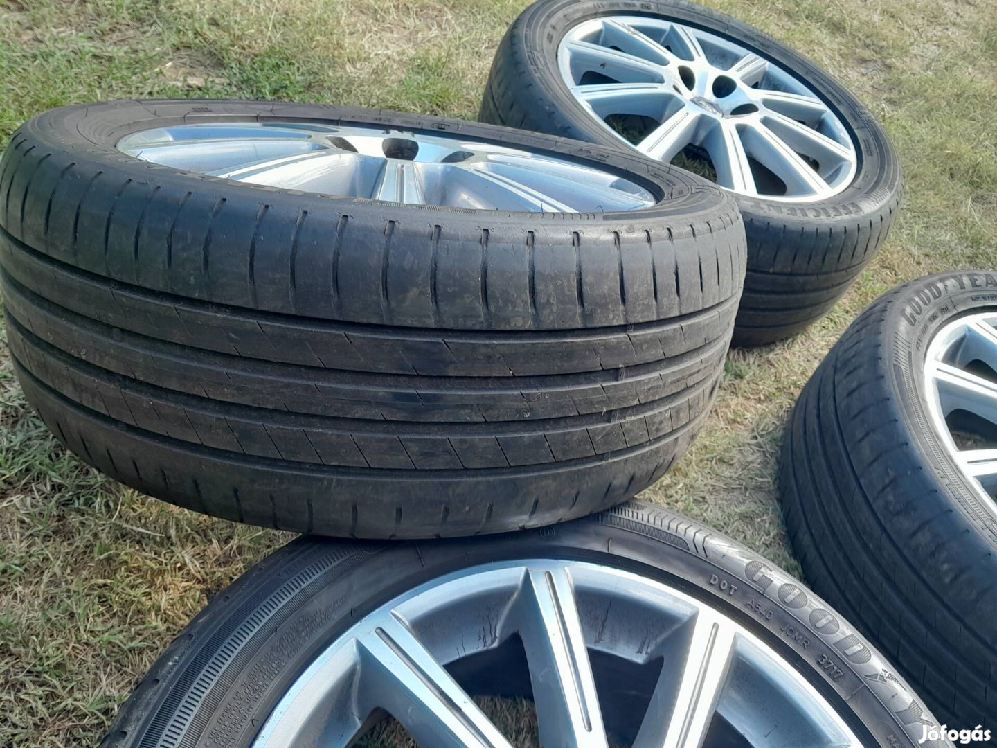 Peugeot citroen Ford volvo Renault r17 5x108 felni alufelni gumival 