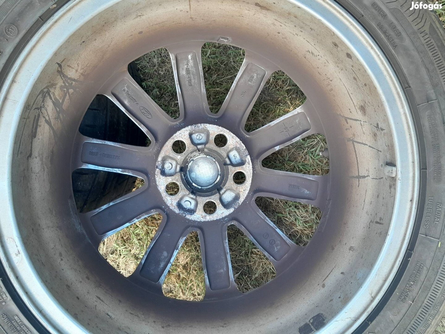 Peugeot citroen Ford volvo Renault r17 5x108 felni alufelni gumival 