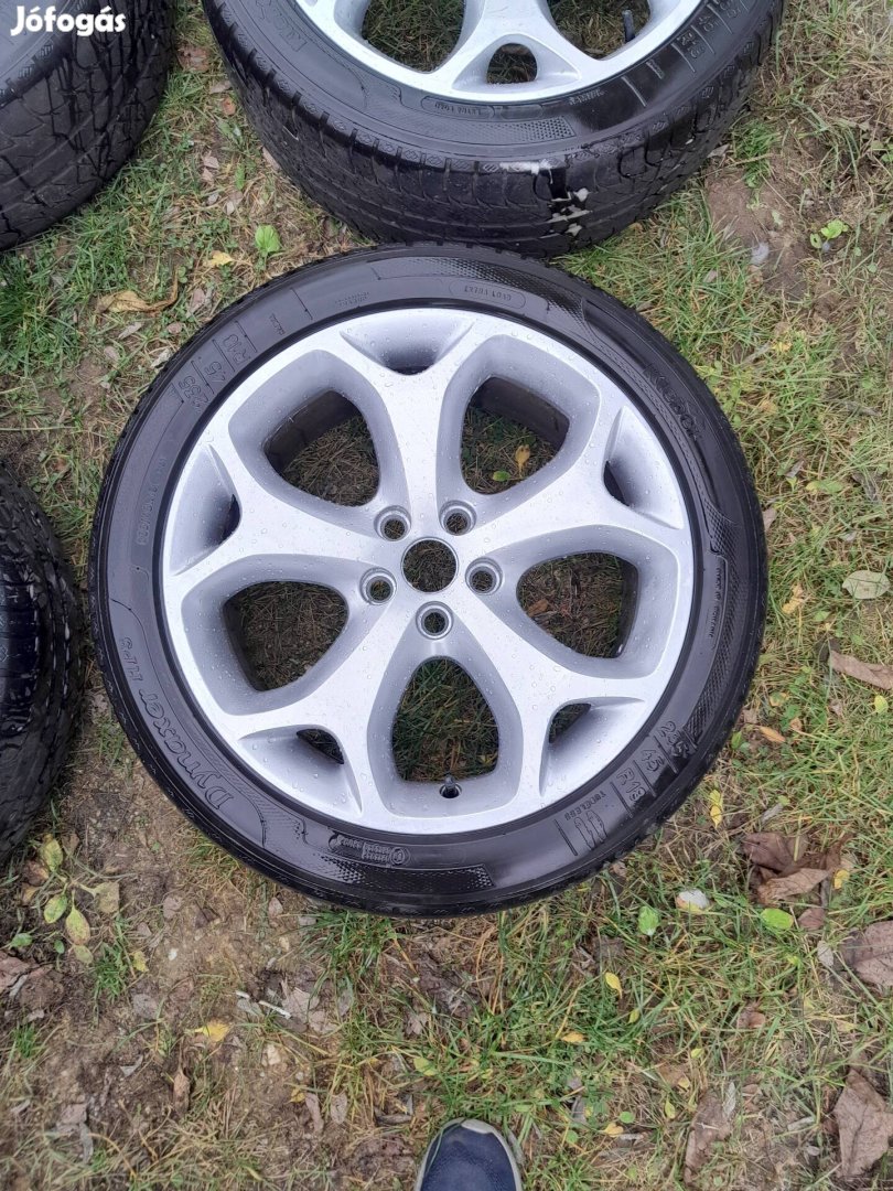 Peugeot citroen Ford volvo Renault r18 5x108 felni gumival 