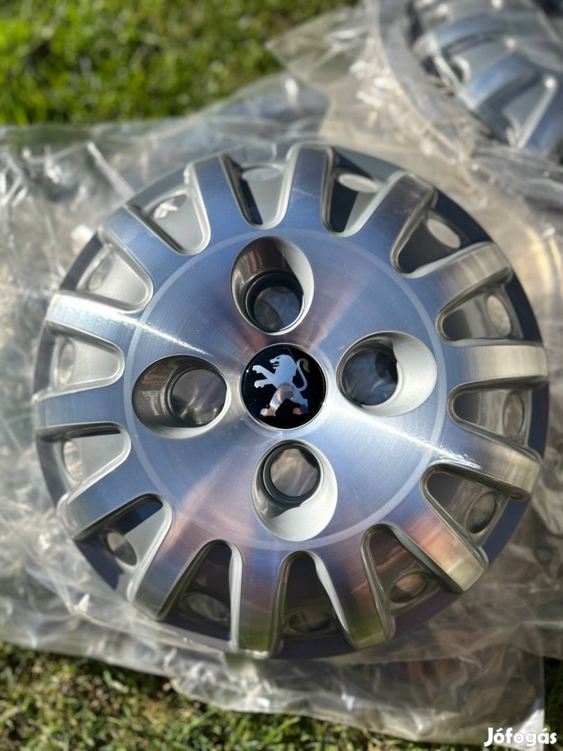Peugeot dísztárcsa
