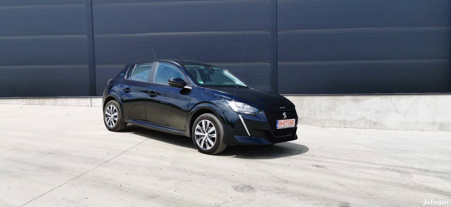 Peugeot e-208