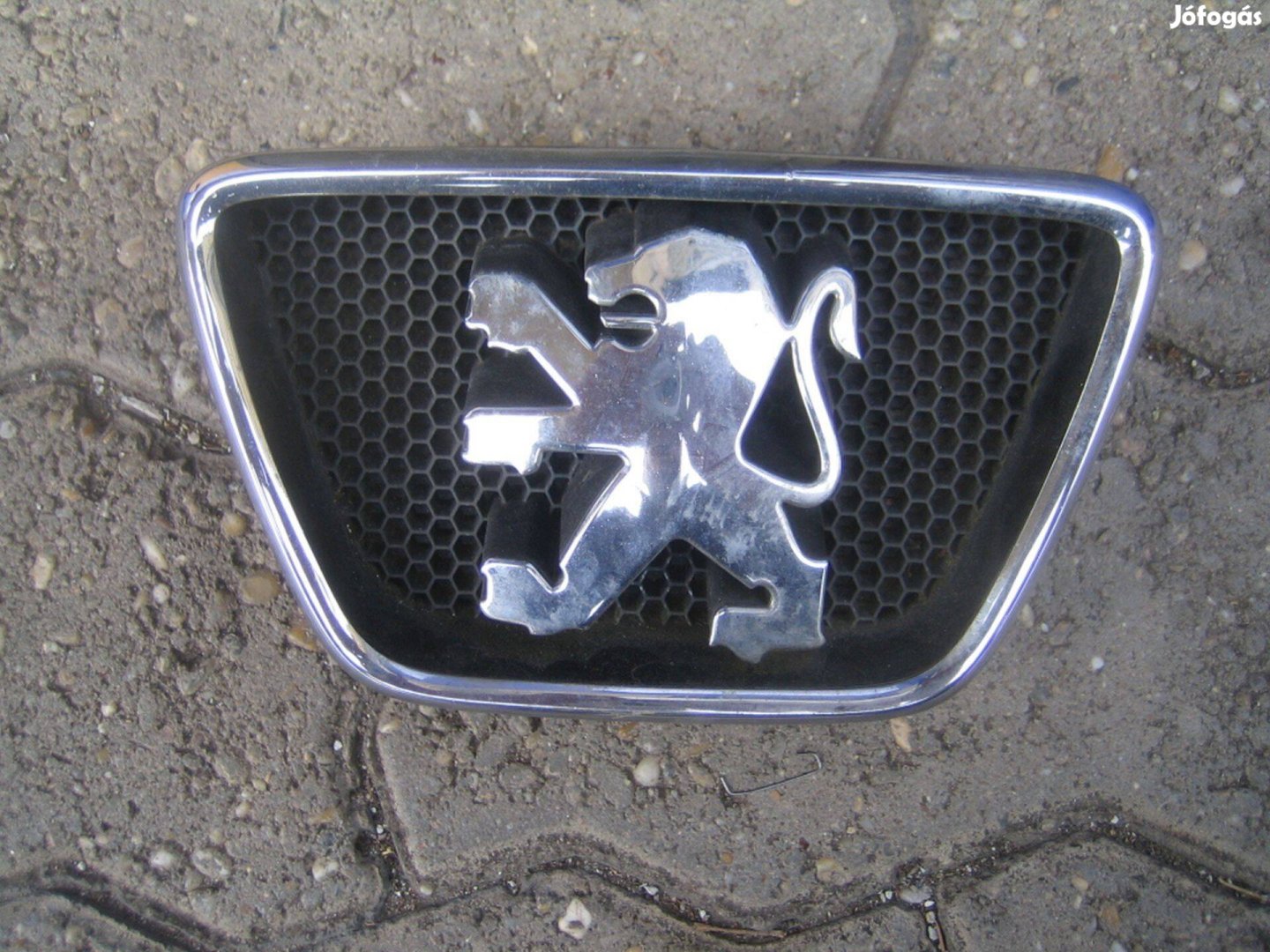 Peugeot emblemak