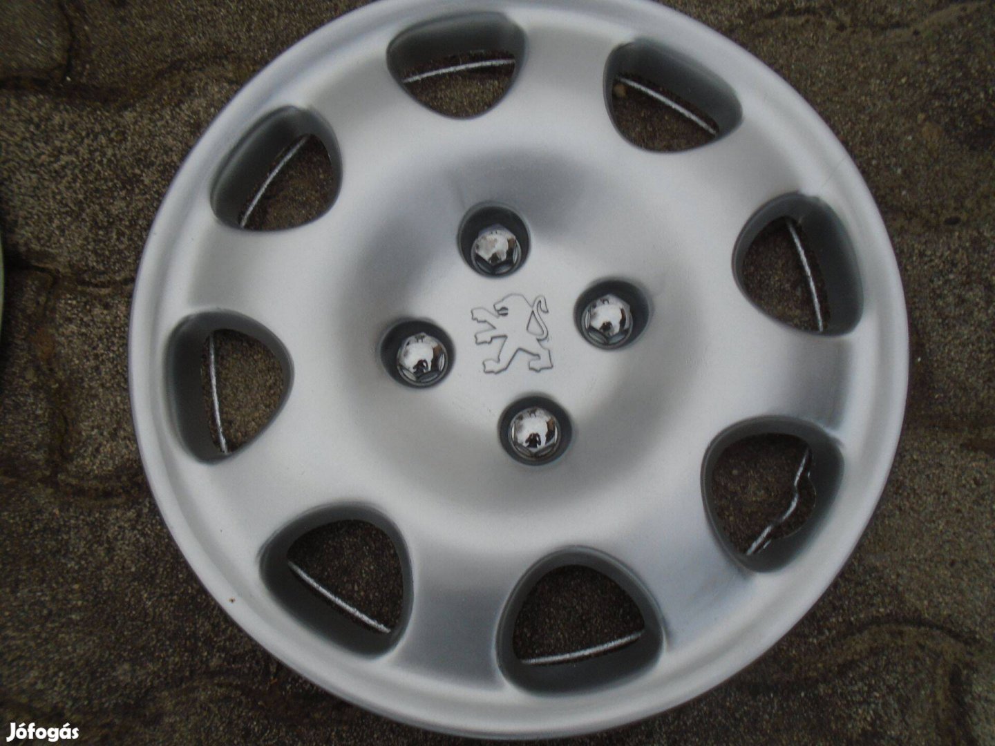 Peugeot gyári 14" dísztárcsa 1 db eladó