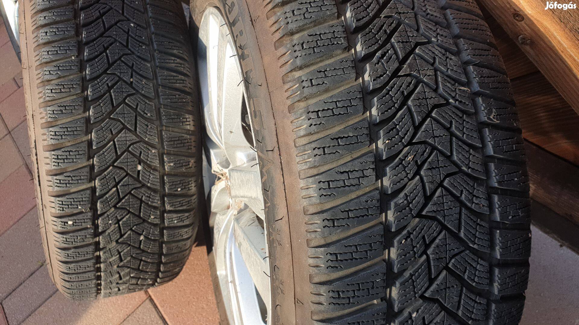 Peugeot gyári alufelni 205/55 R16 Dunlop téli