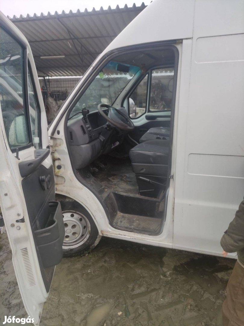Peugeot hűtős kisteherautó eladó, cserélhető