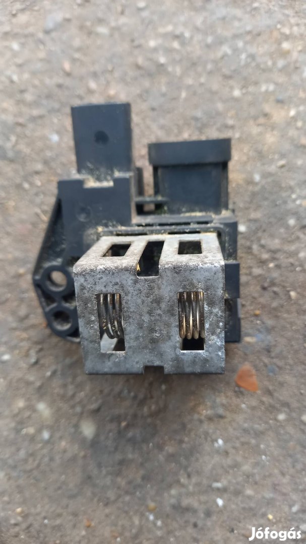 Peugeot partner Citroën berlingo hűtőmotor ellenállás 