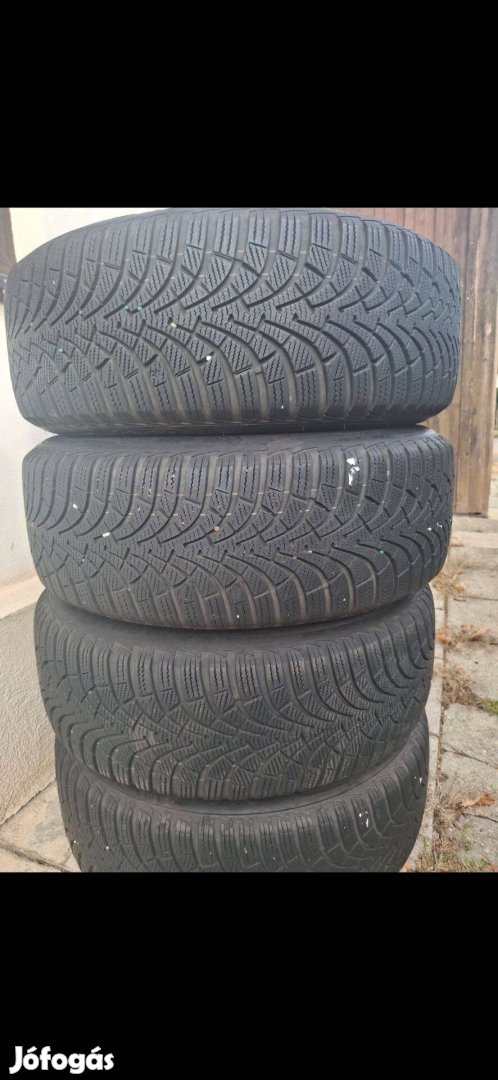 Peugeot téligumi lemezfelnivel. 205/55R16