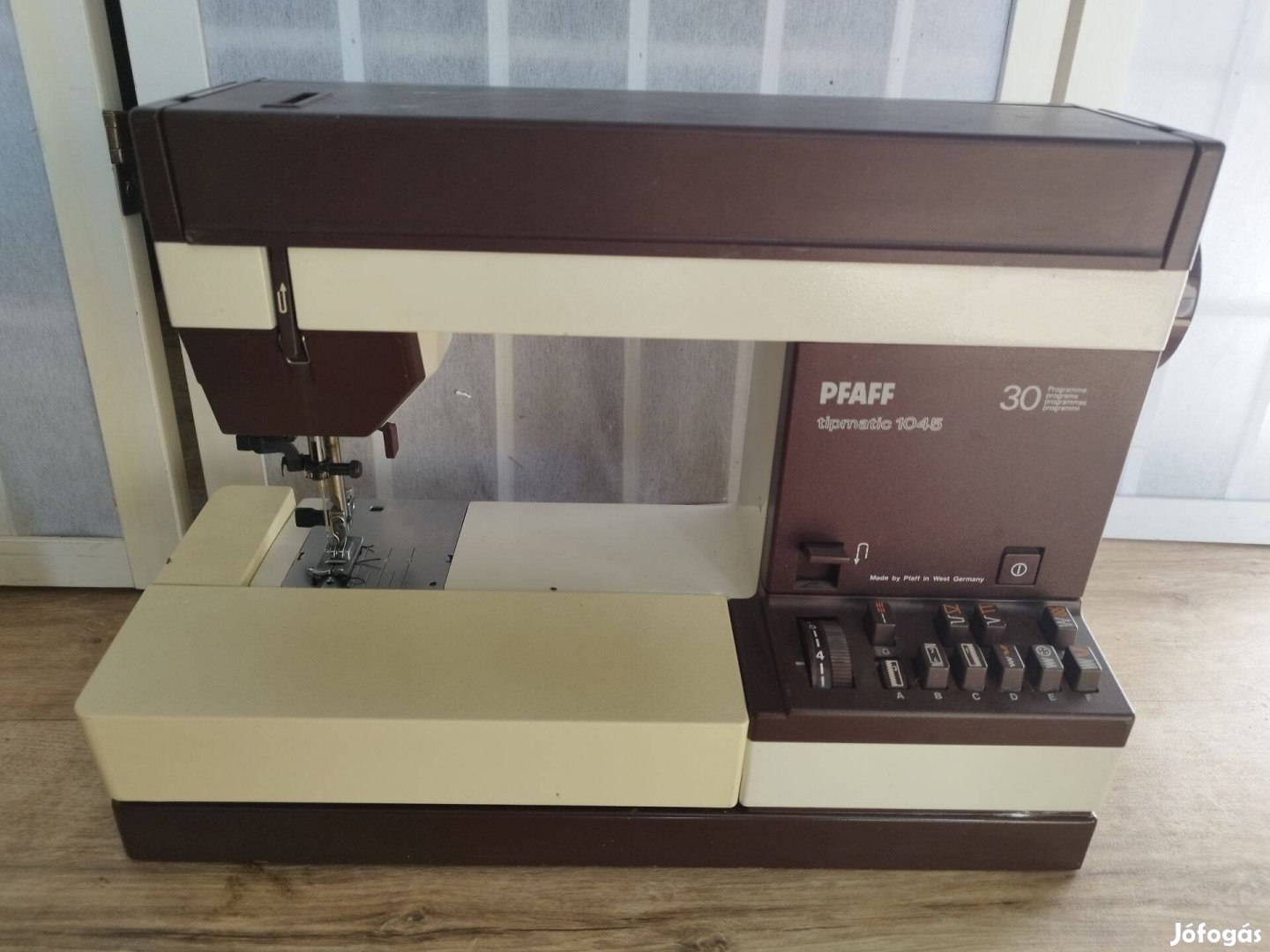 Pfaff tipmatic 1045 varrógép