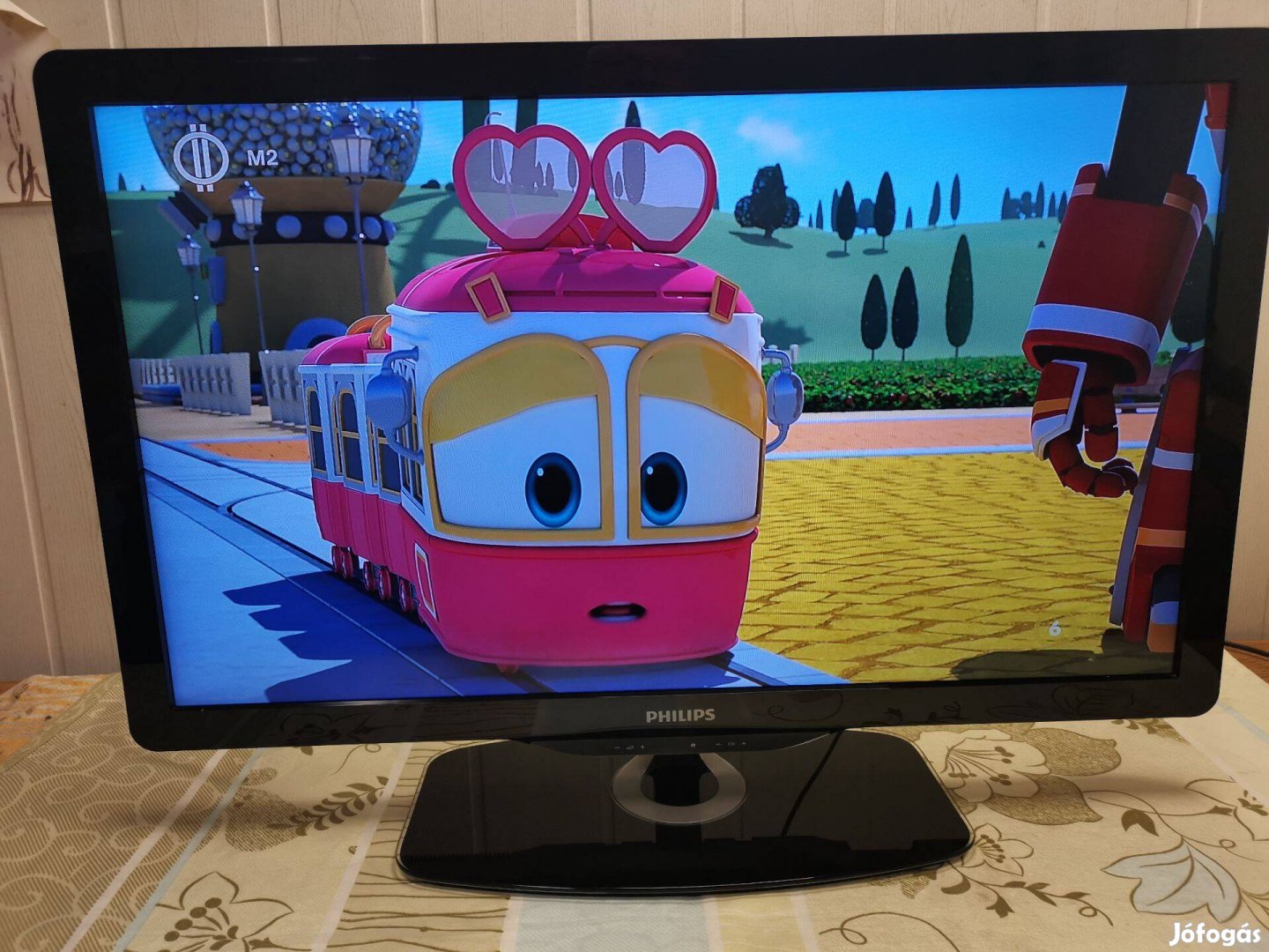 Philips 82cm, Full HD, 100Hz, Led Tv. Szép éless kép