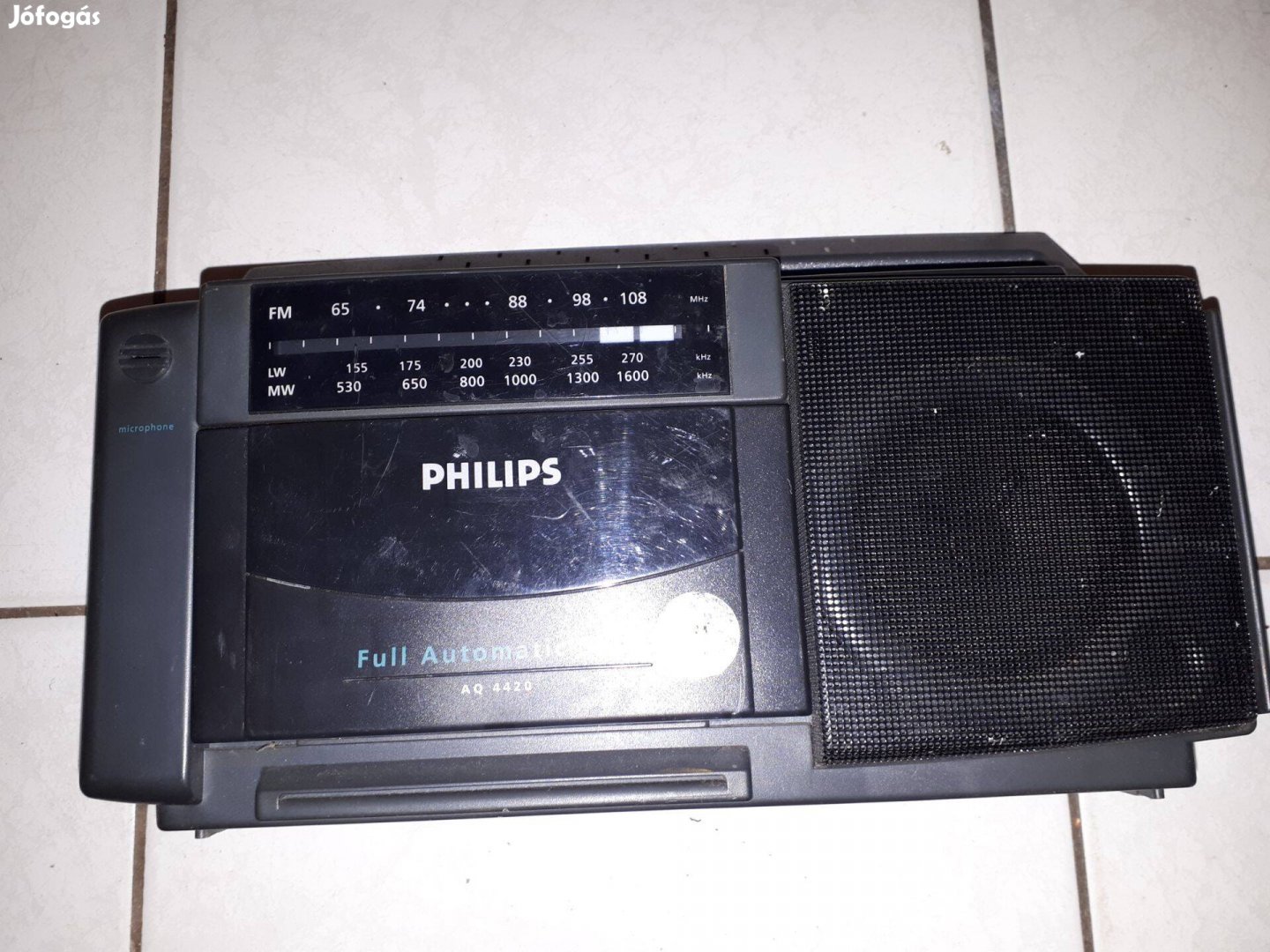 Philips AQ4420 kazettás rádiós magnó