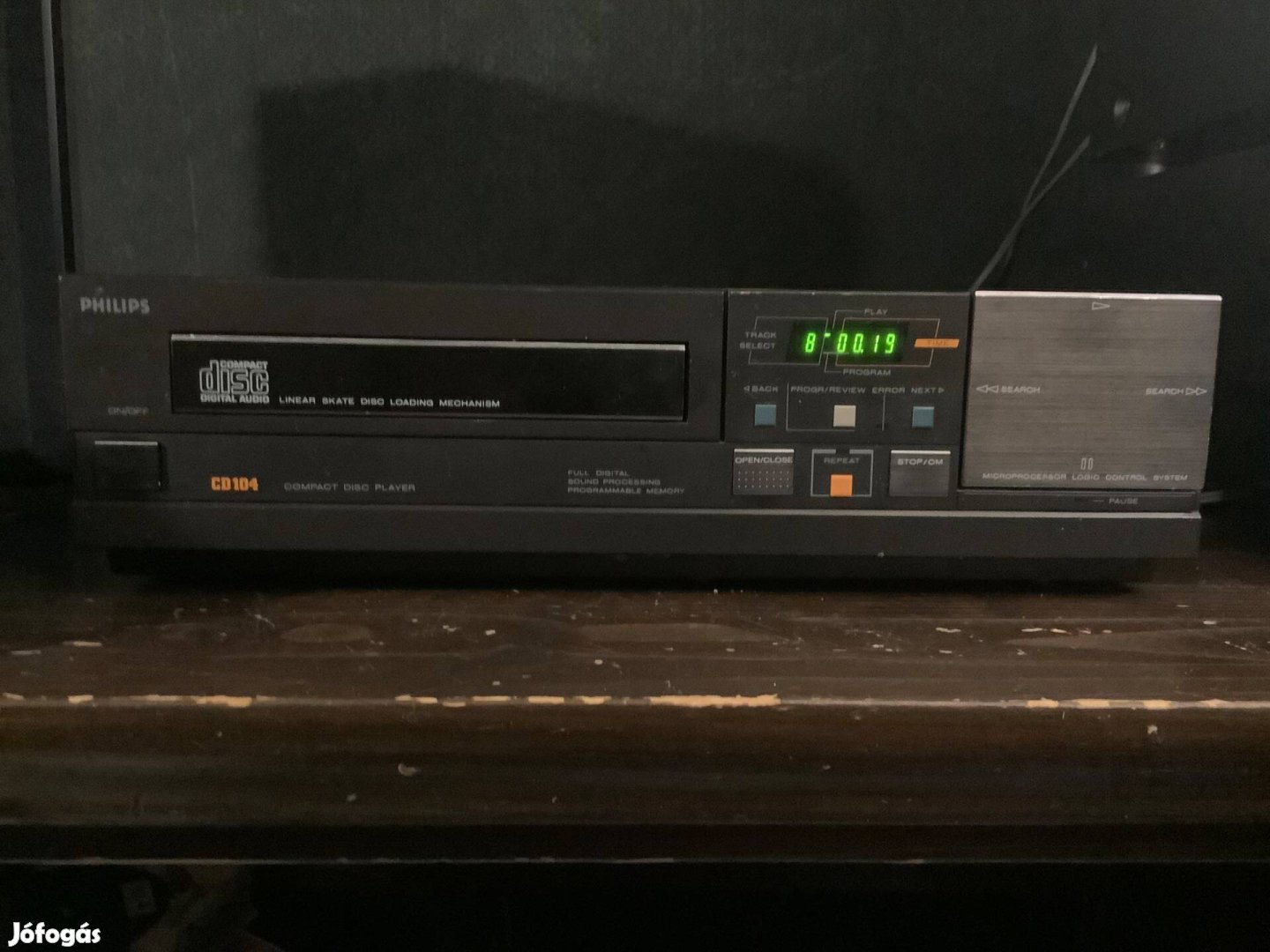 Philips CD 104 hibákkal eladó!