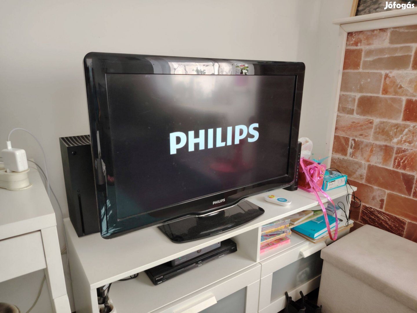 Philips LCD TV, 83 cm-es