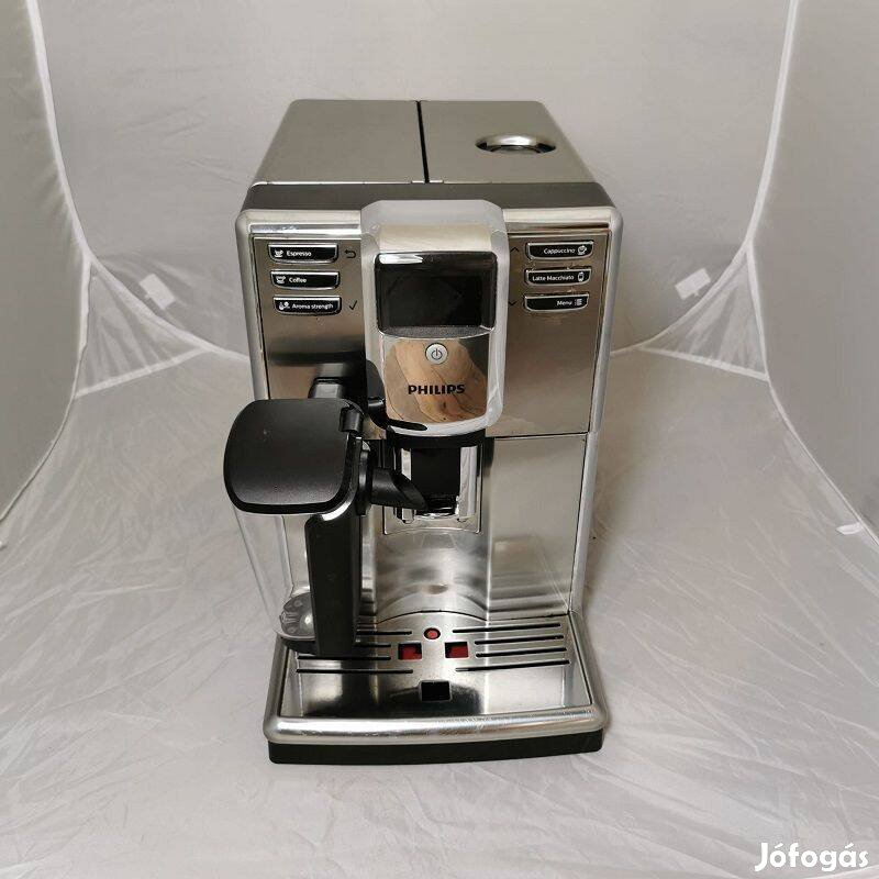 Philips Lattego Series 5000 automata kávéfőző, tejhabosítóval, 1.8lit