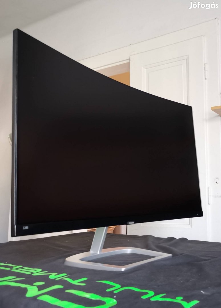 Philips Monitor 32", 2560x1440, AMD Freesync, 75Hz, Ívelt