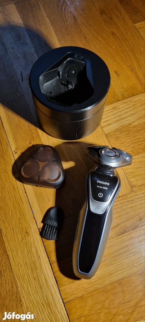 Philips S5530 akkumulátoros borotva 
