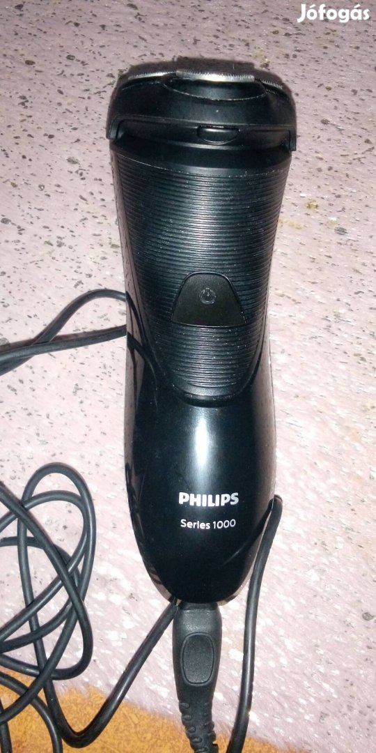 Philips elektromos borotva és szakáll vágó