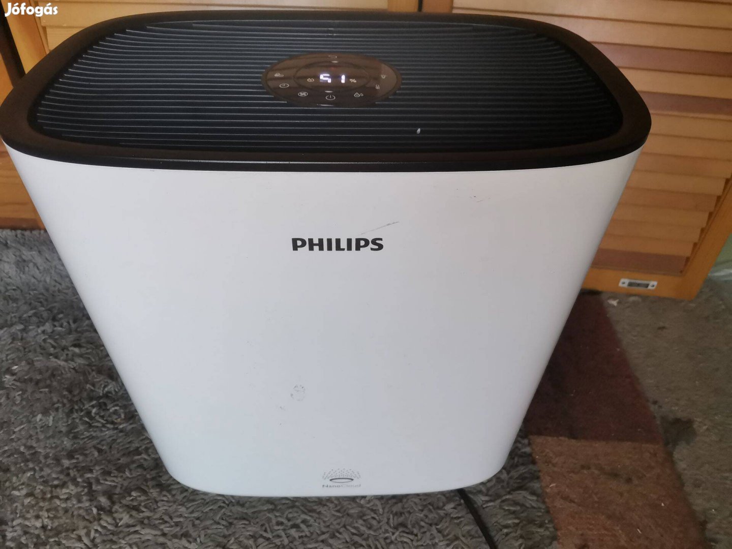 Philips levegő párásító tisztító funkcióval