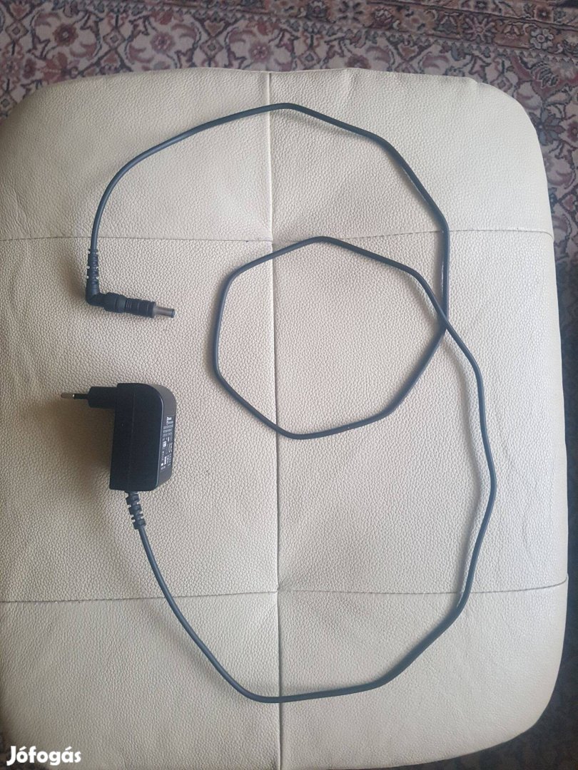 Philips porszivó gyári töltő adapter 33V 380mA SSC-18P-20