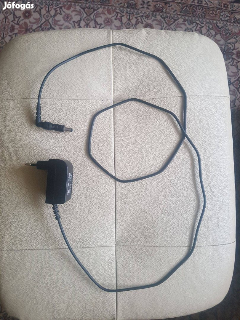 Philips porszivó gyári töltő adapter 33V 380mA SSC-18P-20