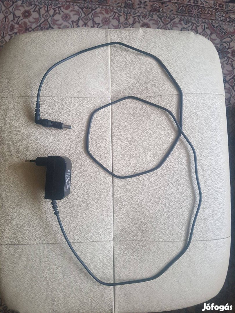 Philips porszivó gyári töltő adapter 33V 380mA SSC-18P-20