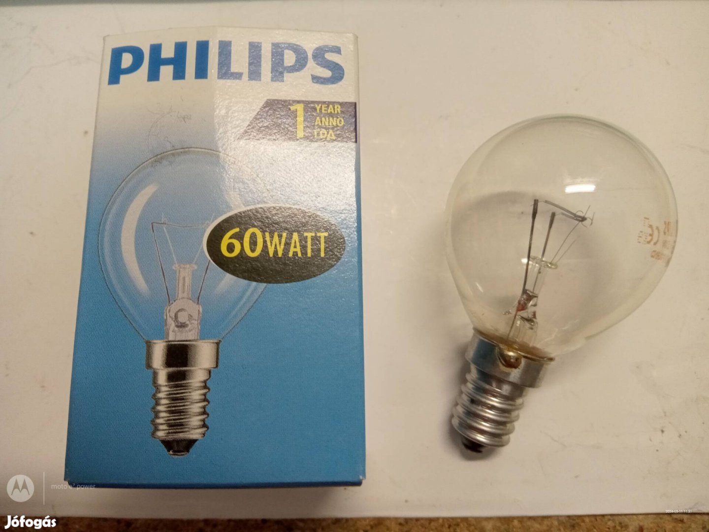 Philips villanykörte, 60W E14 
