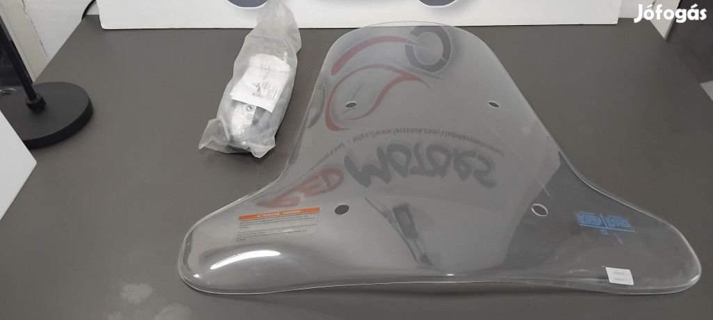 Piaggio Carnaby 300 Plexi, konzollal