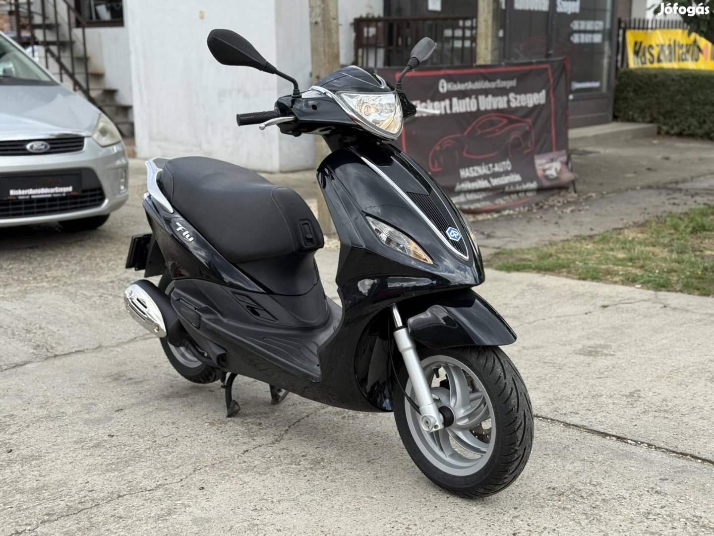 Piaggio Fly 125 S