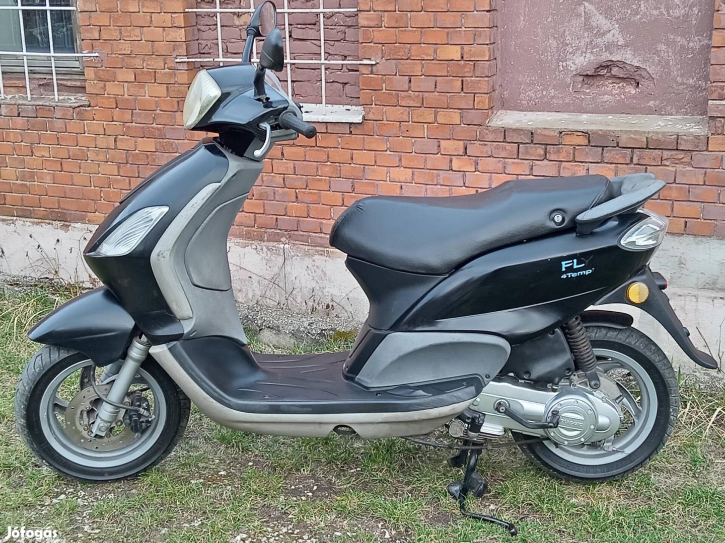 Piaggio Fly 50 4 ütemű nagytestű