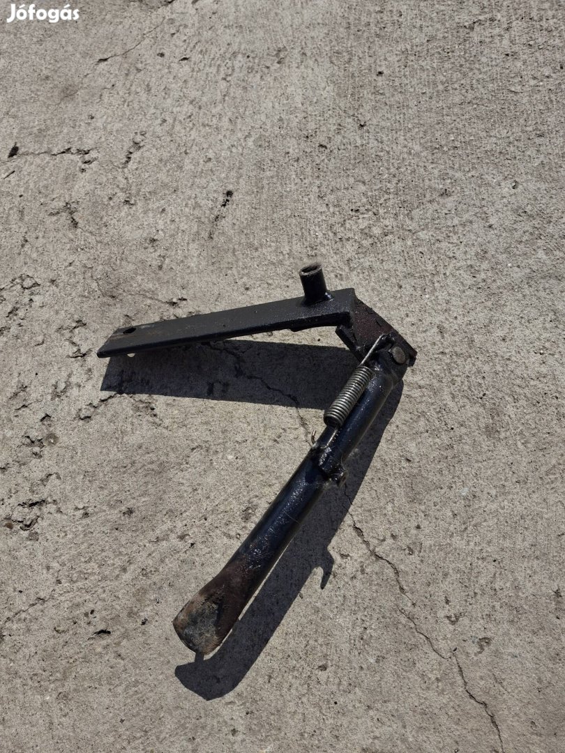 Piaggio Free oldalsztender