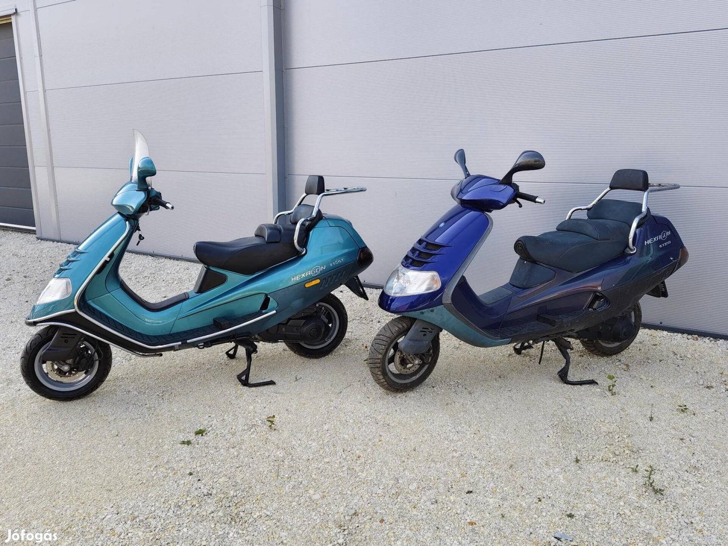 Piaggio Hexagon 250 GT gyári szép áll. + 1db aj...