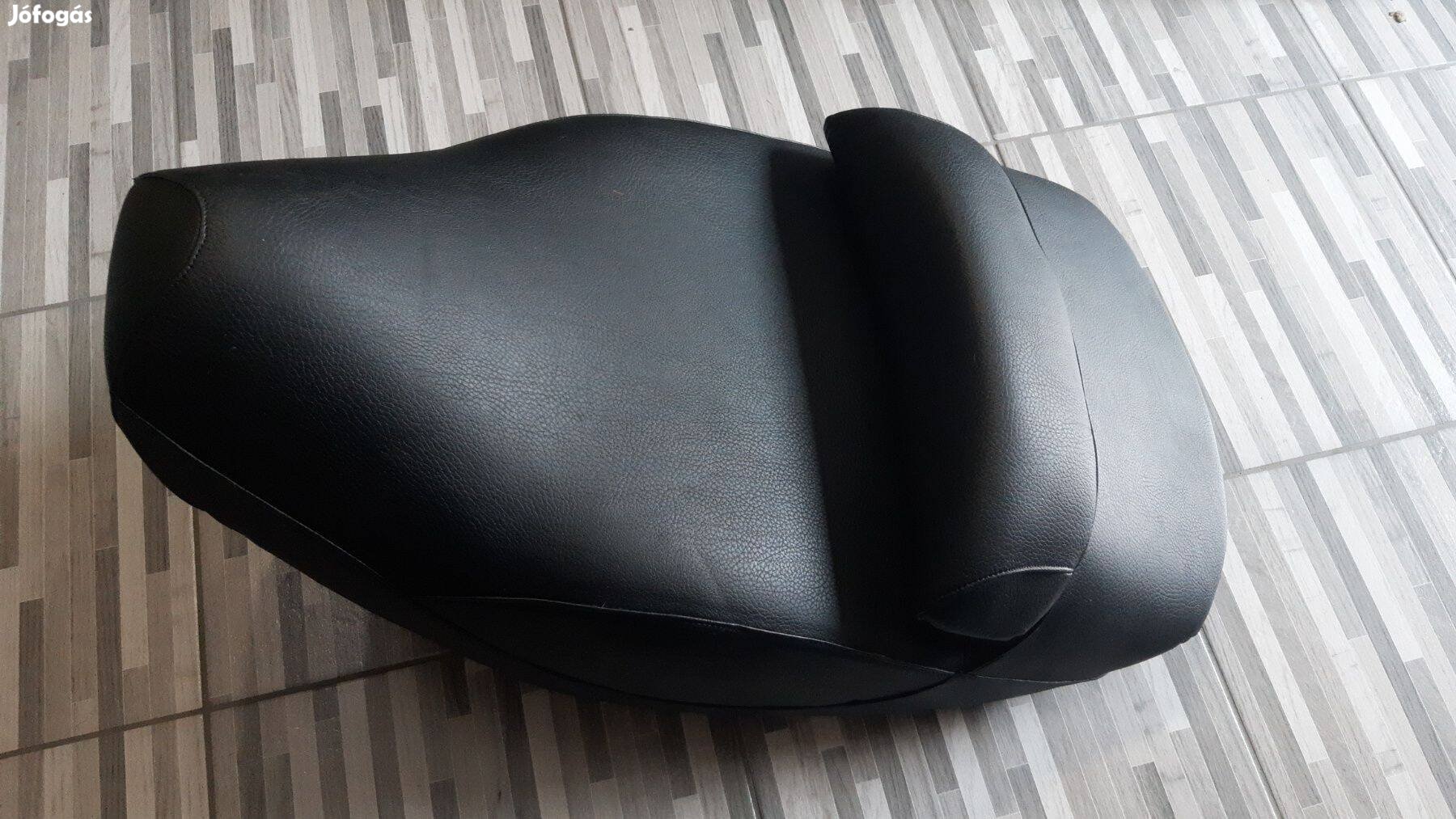 Piaggio Hexagon ülés