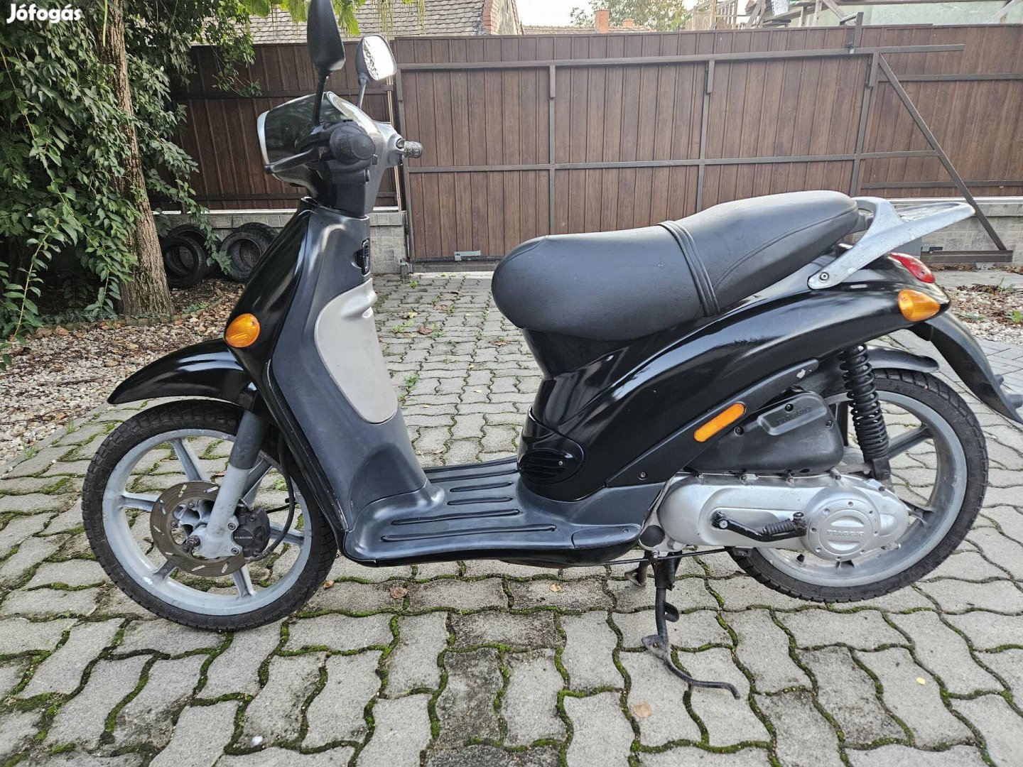 Piaggio Liberty 2T robogó 