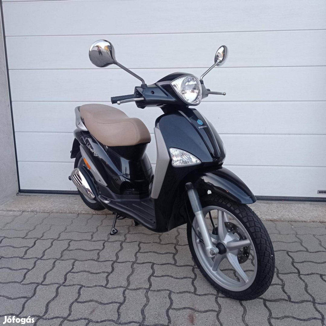 Piaggio Liberty 50 2T Első tulajtól! Sérülés me