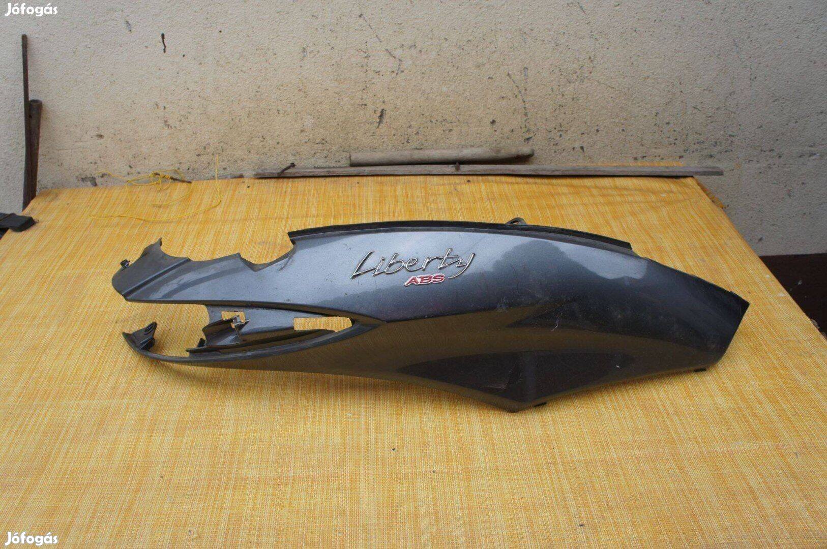 Piaggio Liberty jobb oldalidom idom elem újabb modell