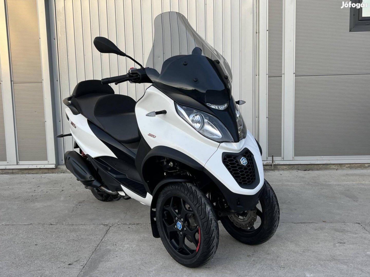 Piaggio MP3 300 MP3 350 LT