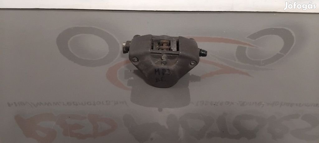 Piaggio MP3 Bal első féknyereg