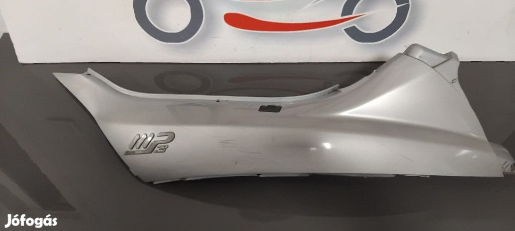 Piaggio MP3 Bal oldali panel