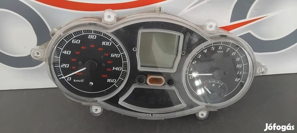 Piaggio MP3 Kilóméteróra