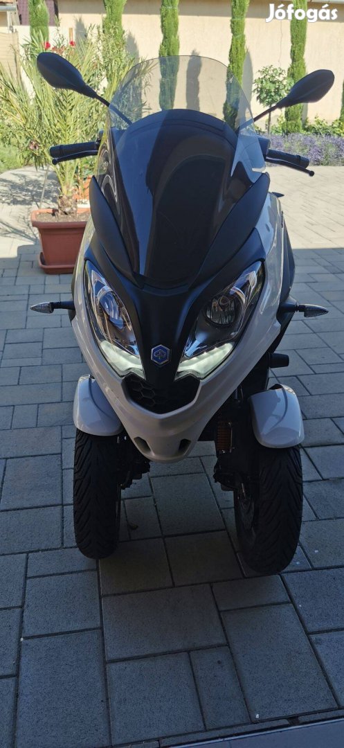 Piaggio MP 3 300 HPE Magyarországi!