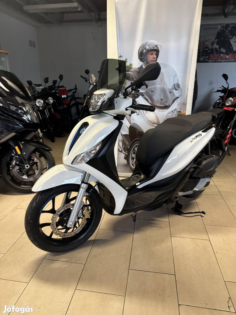 Piaggio Medley 125 /Mo.-i/1.-tulaj/2930Km/Áfás ár