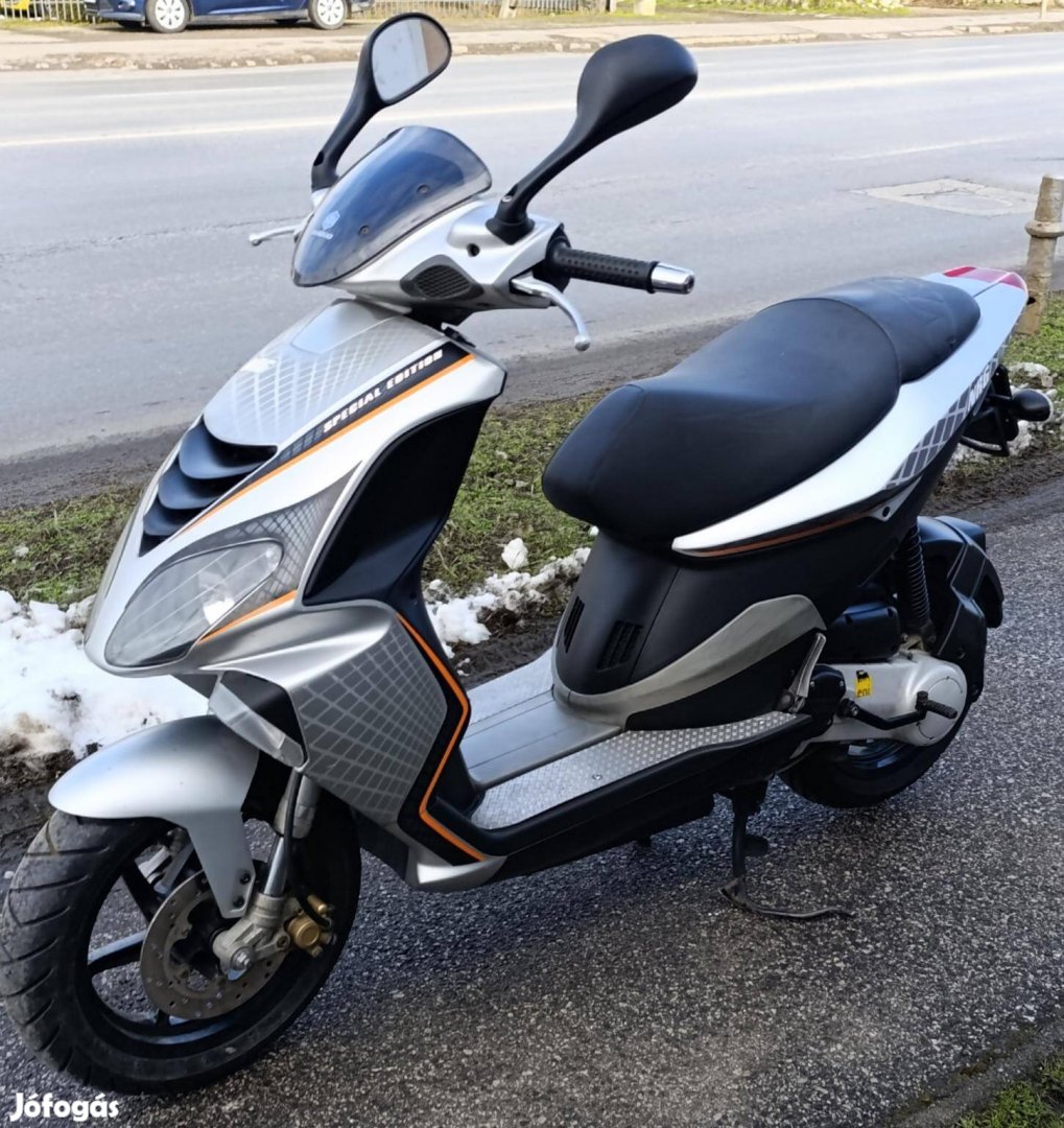 Piaggio Nrg 50 2t karbis