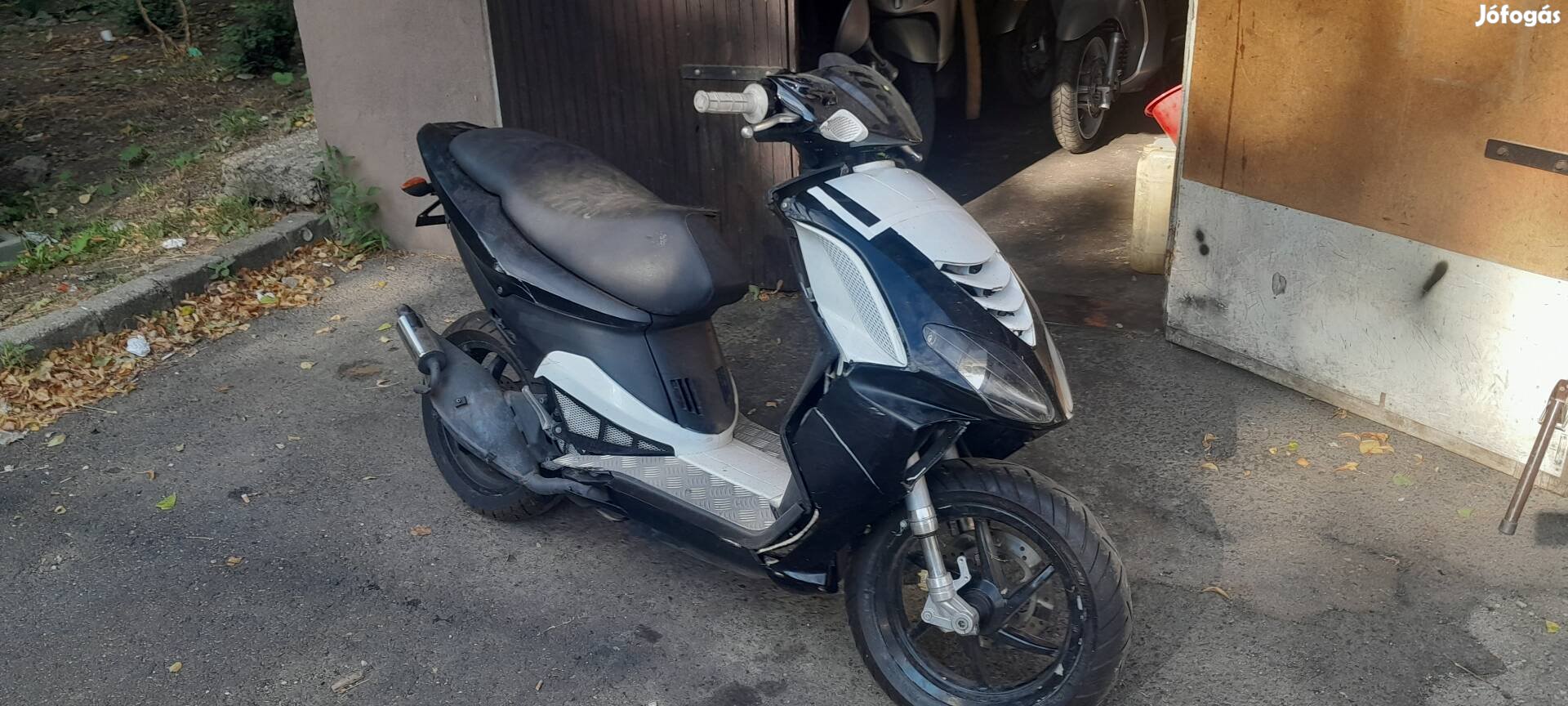 Piaggio Nrg MC4 Power alkatrészek Miskolc