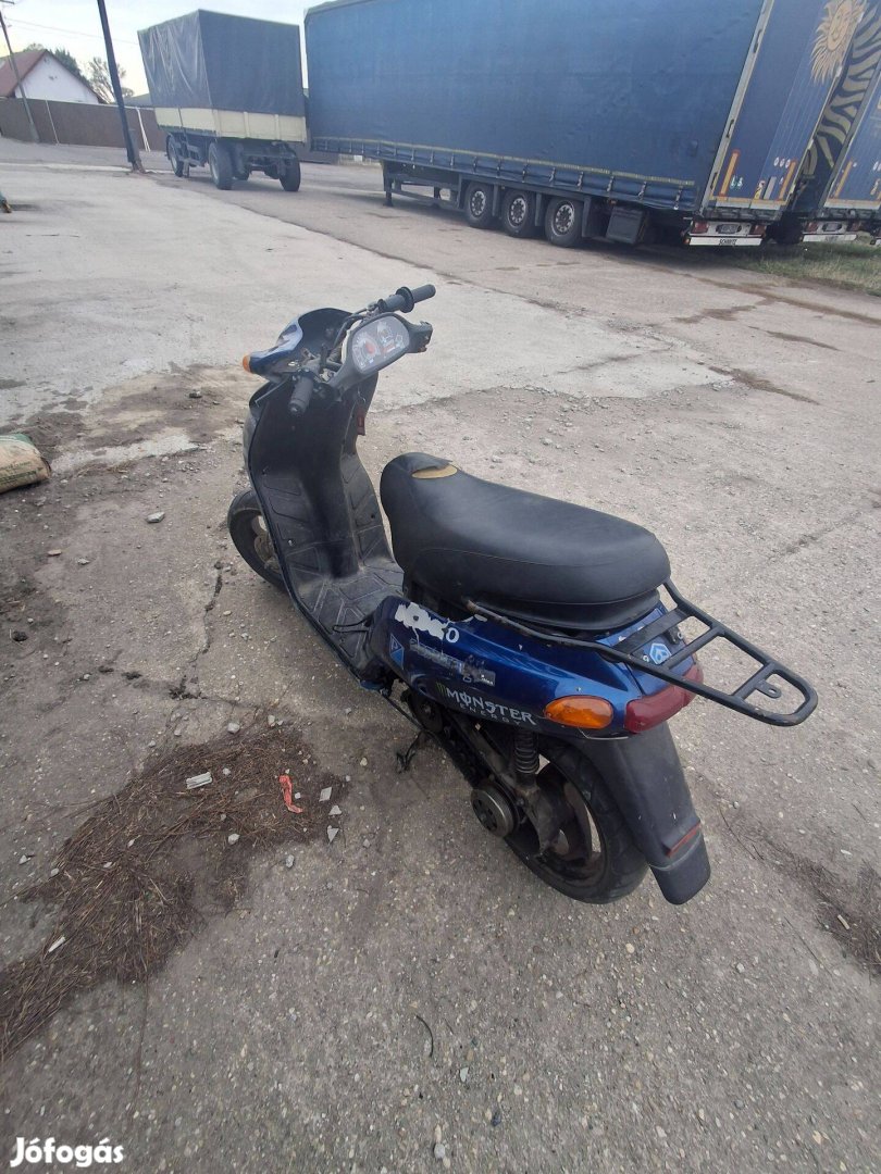 Piaggio Nrg Mc1 bontott alkatrészek