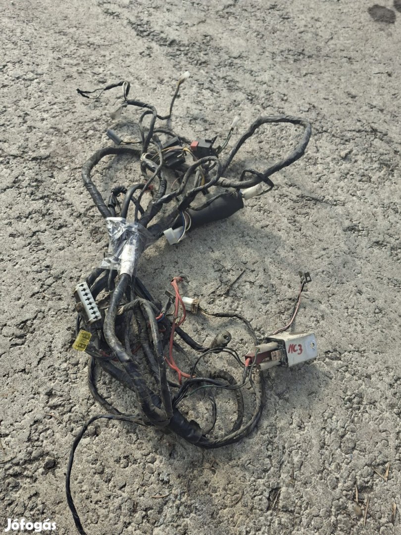 Piaggio Nrg Mc3 karburátoros kábelköteg