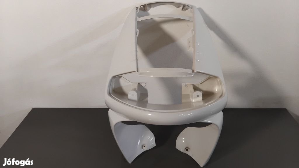 Piaggio Skipper 125/150 - Első idom
