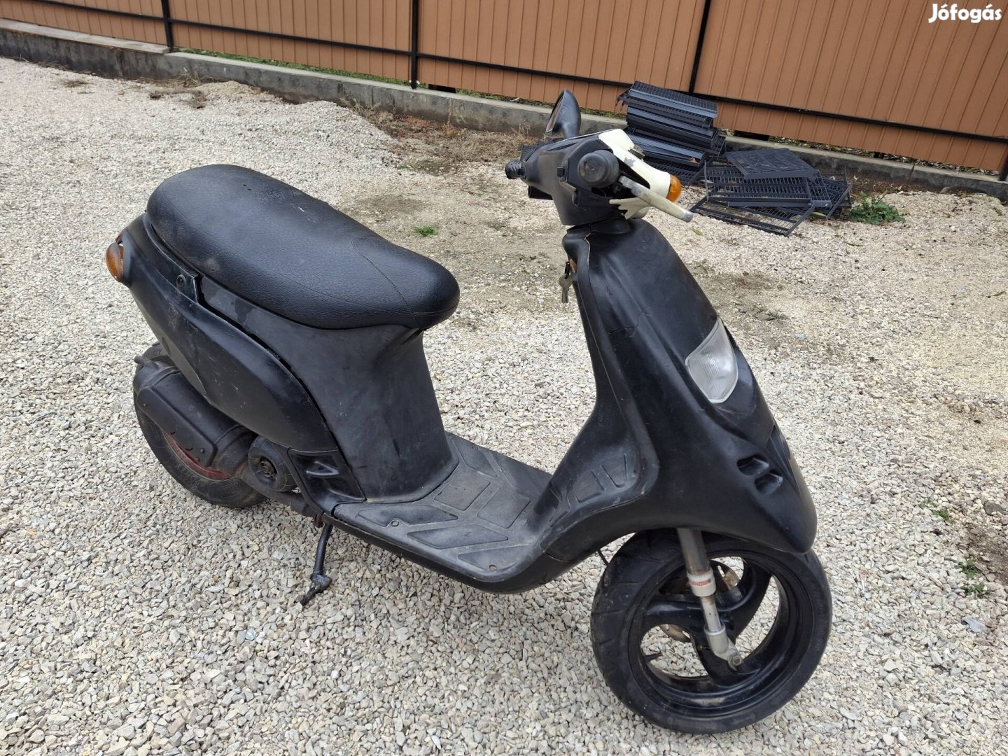 Piaggio Typhoon Bontás Alkatrészek