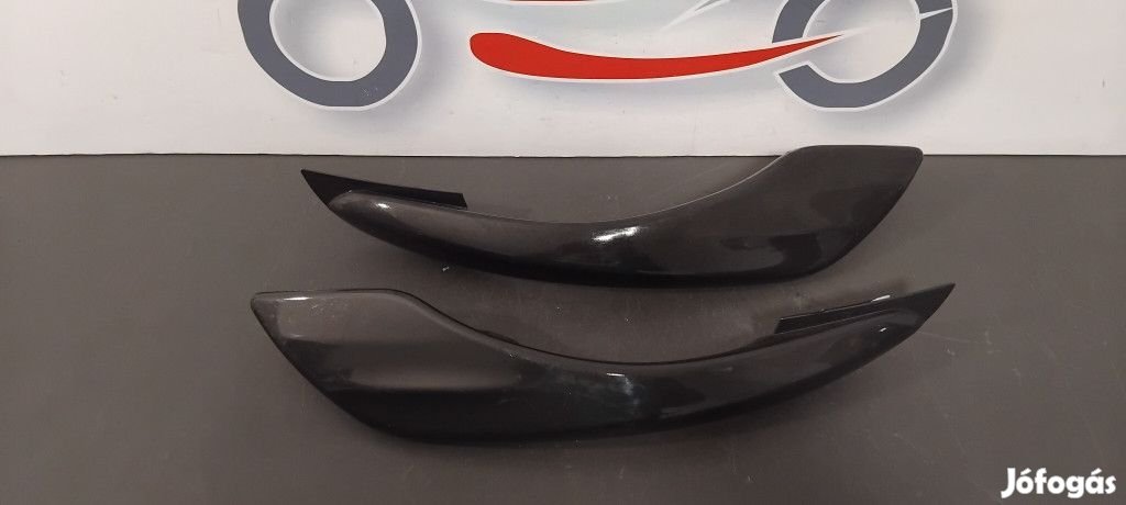 Piaggio X10 Hátsó fogantyúk