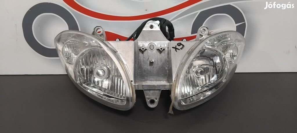 Piaggio X9 Első lámpa