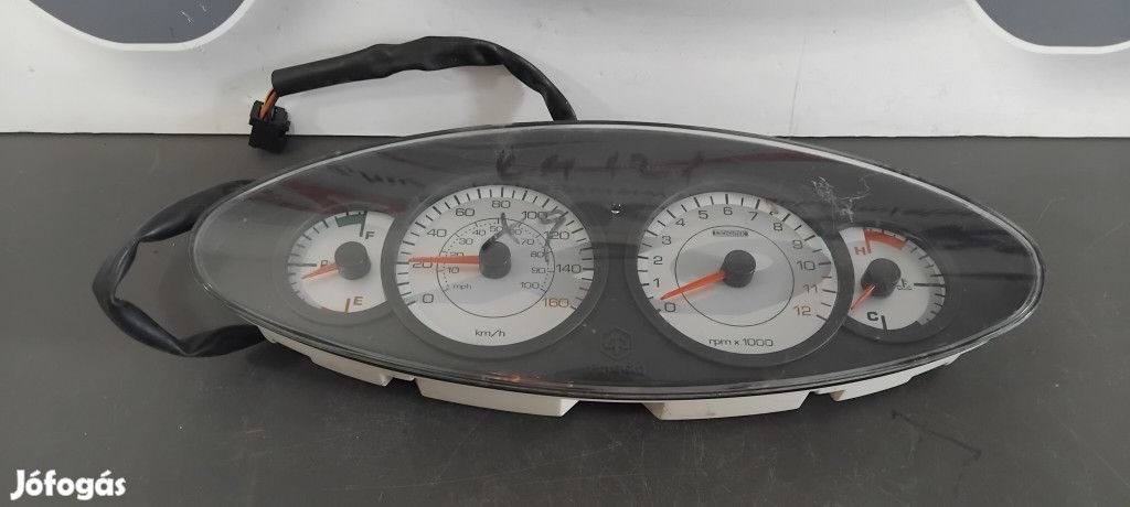 Piaggio X9 Kilóméteróra