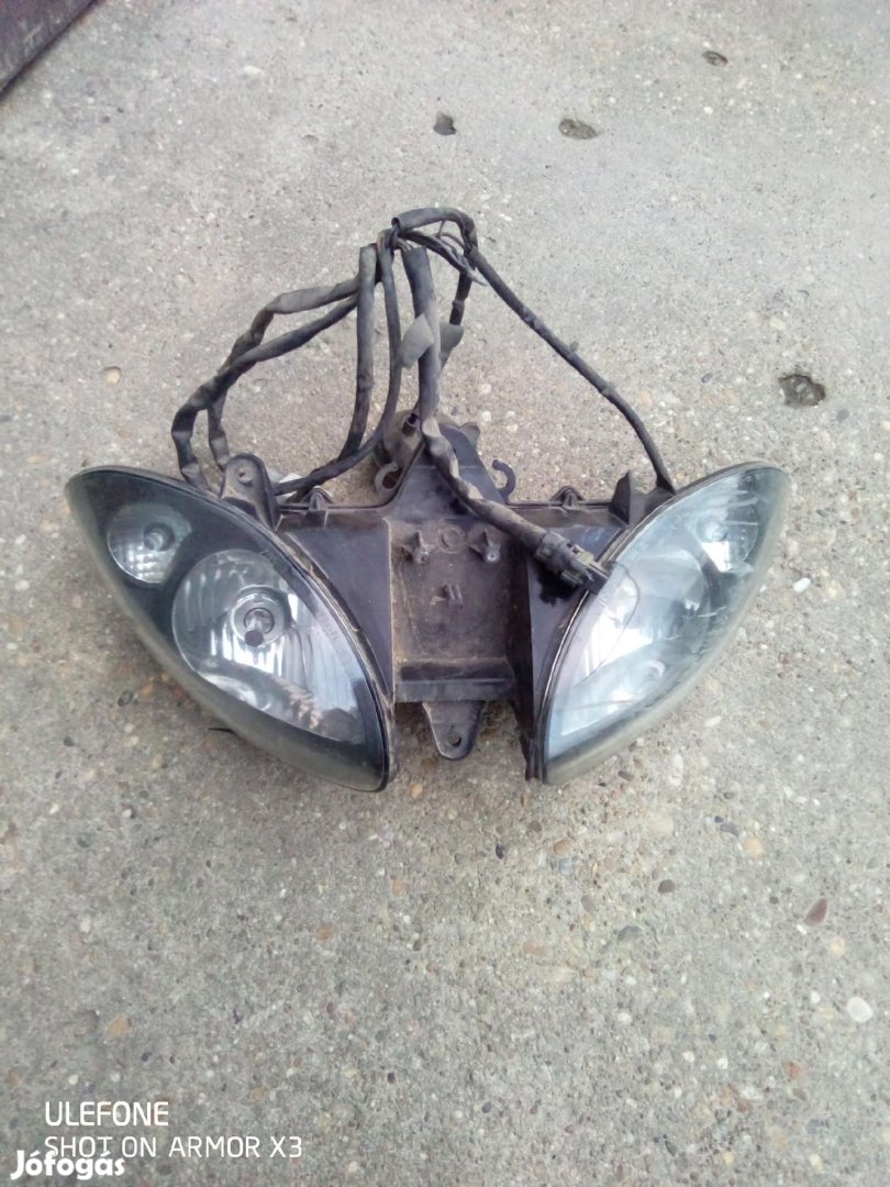 Piaggio X9 első lámpa
